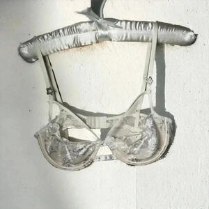 Vintage NBB  Lingerie glam lace bra 34B